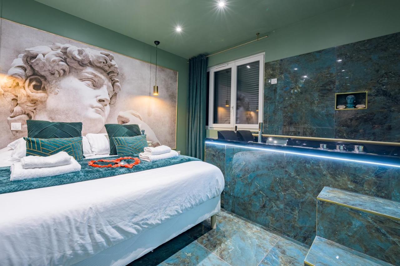 Le Musee D'Aphrodite / Jacuzzi Montgeron Екстер'єр фото
